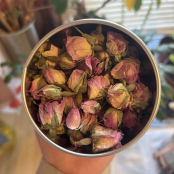 Aroma Tea Shop - Pink French Rose Bud Tea - Coffee & Tea Near Me - San Francisco, California Aroma Tea Shop - Pink French Rose Bud Tea - Coffee & Tea Near Me - San Francisco, California