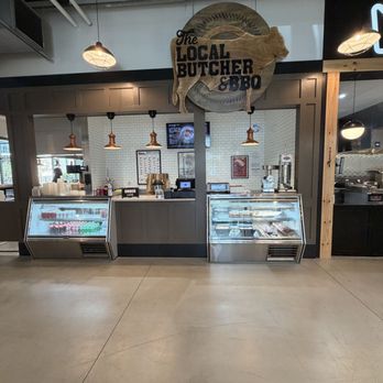 Crooked Can Brewing - BBQ in Food hall (Excellent Cuban Sandwich) - Breweries Near Me - Snellville, Georgia Crooked Can Brewing - BBQ in Food hall (Excellent Cuban Sandwich) - Breweries Near Me - Snellville, Georgia