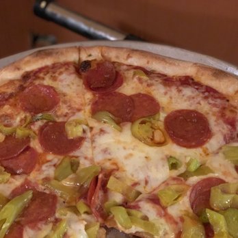Brother Bruno's Pizza - Medium pepperoni pizza with banana peppers - Pizza Near Me - Lords Valley, Pennsylvania