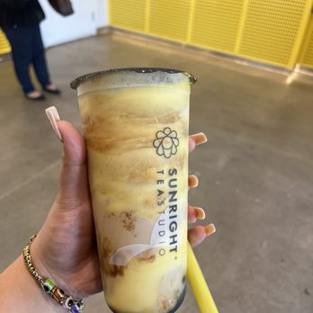 Sunright Tea Studio - Rancho Cucamonga - Milk tea with boba and crème brûlée - Bubble Tea Near Me - Rancho Cucamonga, California Sunright Tea Studio - Rancho Cucamonga - Milk tea with boba and crème brûlée - Bubble Tea Near Me - Rancho Cucamonga, California