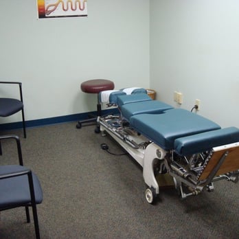 Folweiler Chiropractic - Treatment Room 1 - Chiropractors Near Me - Seattle, Washington Folweiler Chiropractic - Treatment Room 1 - Chiropractors Near Me - Seattle, Washington
