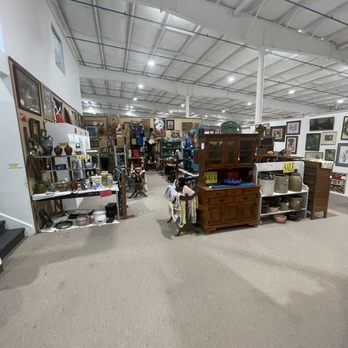 Exit 76 Antique Mall - Antiques Near Me - Edinburgh, Indiana