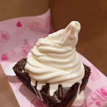 Bake'n Babes - Brownie - Desserts Near Me - Tampa, Florida Bake'n Babes - Brownie - Desserts Near Me - Tampa, Florida