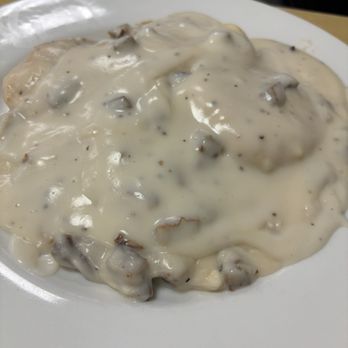 Round Table - Biscuits and Gravy - Breakfast & Brunch Near Me - Godfrey, Illinois Round Table - Biscuits and Gravy - Breakfast & Brunch Near Me - Godfrey, Illinois