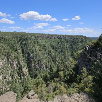 Oak Creek Canyon Overlook - Hiking Near Me - Flagstaff, Arizona Oak Creek Canyon Overlook - Hiking Near Me - Flagstaff, Arizona