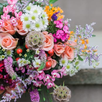 Hollywood Flower Shop - Bridesmaids bouquet - Florists Near Me - Mount Kisco, New York