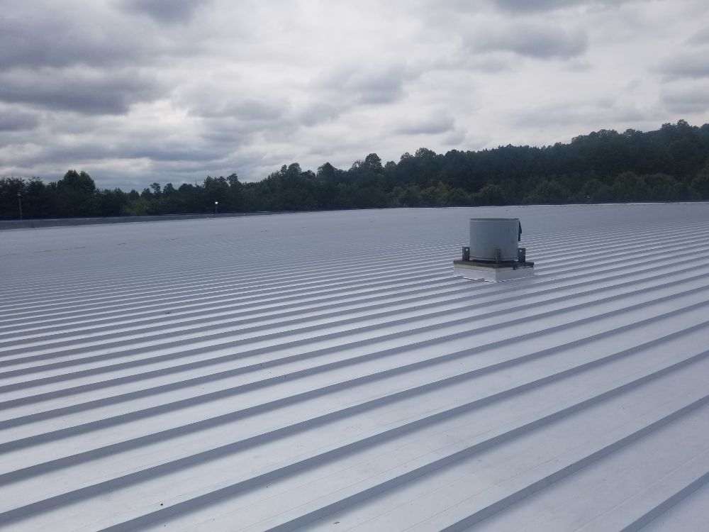 Slide of Elizondo Metal Roofing
