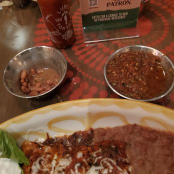 Lupe Tortilla Mexican Restaurant - beans and salsa - Mexican Near Me - Irving, Texas Lupe Tortilla Mexican Restaurant - beans and salsa - Mexican Near Me - Irving, Texas