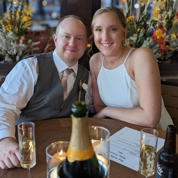 David Reay's Modern Diner + Tavern - Atmosphere - Diners Near Me - Onalaska, Wisconsin