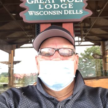 Great Wolf Lodge - Wear a mask - Resorts Near Me - Baraboo, Wisconsin Great Wolf Lodge - Wear a mask - Resorts Near Me - Baraboo, Wisconsin