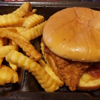 Zaxbys - Honey Butter and Bacon Sandwich w/Crinkle Fries - Fast Food Near Me - Calera, Alabama