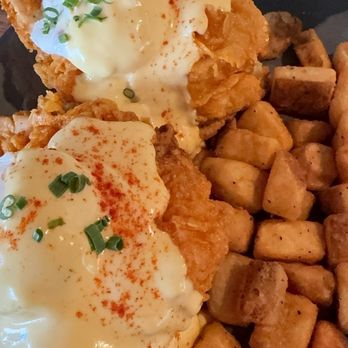 Third Street Social - Hot Chicken Benny - New American Near Me - Kansas City, Missouri Third Street Social - Hot Chicken Benny - New American Near Me - Kansas City, Missouri