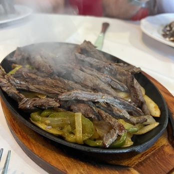 Mama Rosa - steak fajitas - Cocktail Bars Near Me - Great Neck, New York