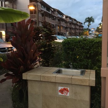 Banyan Harbor Resort - Hotels Near Me - Lihue, Hawaii