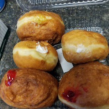 Bueche Food World - Paczki - Grocery Near Me - Ortonville, Michigan