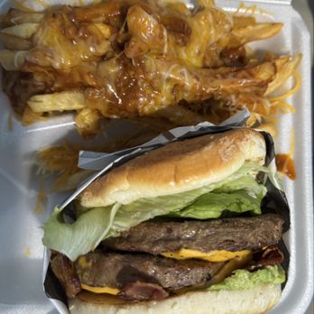 Tommy's Burger California Style - Double Avocado Bacon Burger Combo w/ chili fries - Fast Food Near Me - Memphis, Tennessee Tommy's Burger California Style - Double Avocado Bacon Burger Combo w/ chili fries - Fast Food Near Me - Memphis, Tennessee