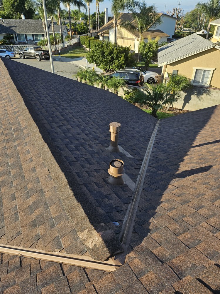 Slide of Citizen Premier Roofing