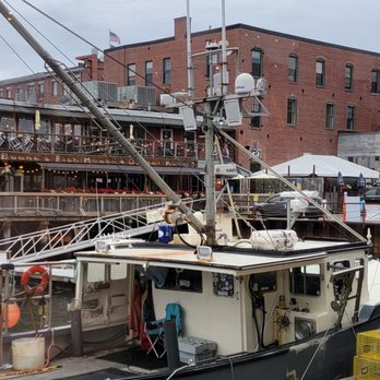 Scales - View from window seating - Seafood Near Me - Portland, Maine Scales - View from window seating - Seafood Near Me - Portland, Maine
