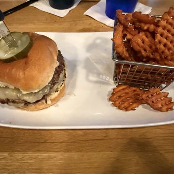 Yogi’s - Sports Bars Near Me - Columbus, Ohio