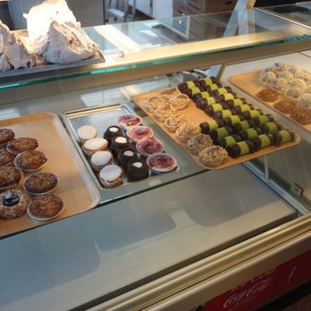 Bananza - 05/28/18 Konditori Bananza - Bakeries Near Me - Stockholm, Alberta