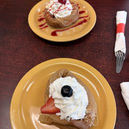Creme brulee and raspberry cheesecake Creme brulee and raspberry cheesecake