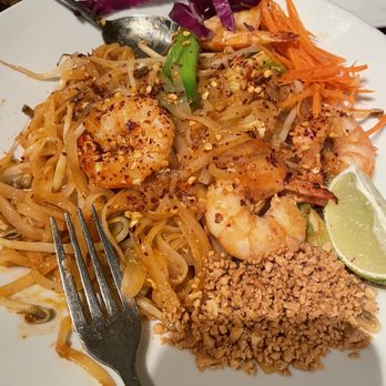 Thai On Canyon - Pad thai with shrimp - Thai Near Me - Santa Fe, New Mexico