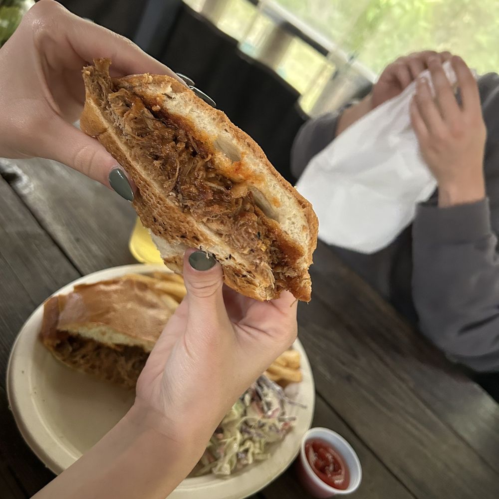 Rio Nido Roadhouse - Pulled pork sandwich, slaw on the side - Pubs Near Me - Rio Nido, California Rio Nido Roadhouse - Pulled pork sandwich, slaw on the side - Pubs Near Me - Rio Nido, California