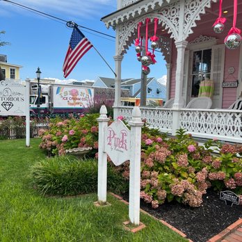 Victorious - Women's Clothing Near Me - Cape May, New Jersey Victorious - Women's Clothing Near Me - Cape May, New Jersey