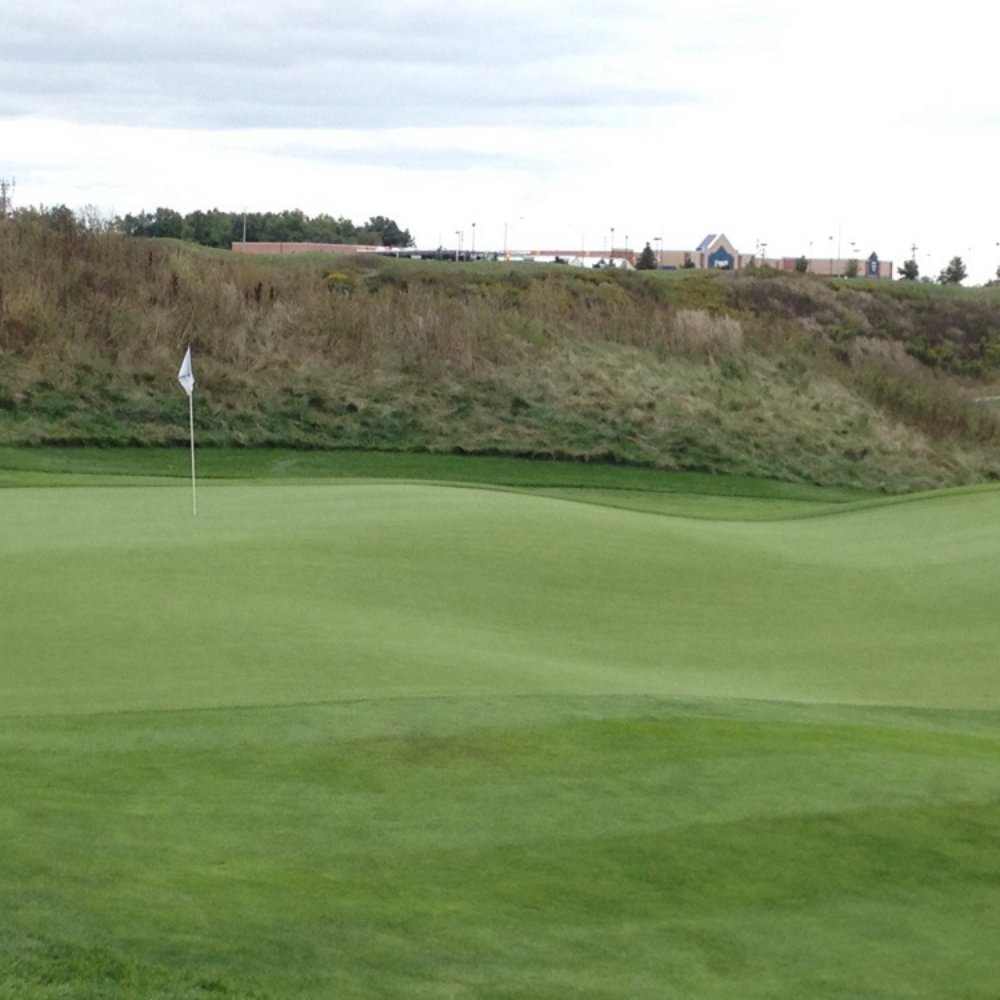 Turnberry Golf Club - A very challenging green @Hole 13 - Golf Near Me - Brampton, Ontario Turnberry Golf Club - A very challenging green @Hole 13 - Golf Near Me - Brampton, Ontario