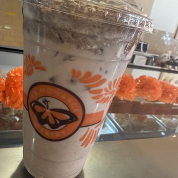 La Monarca Bakery - Cold brew Mexican chocolate - Bakeries Near Me - Huntington Park, California