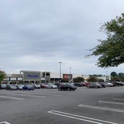 Montrose Crossing Shopping Center