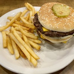 Eat'n Park - Burger and fries