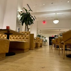 City Hall Bistro - Inside