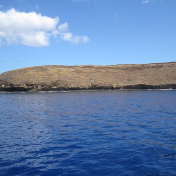 Molokini Crater - Boating Near Me - Maalaea, Hawaii