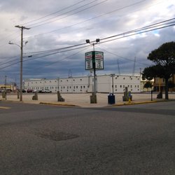 Smittys Parking Lot - Just now passing by Smittys... #50dollartech