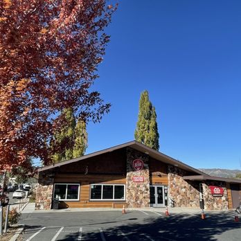 Big Bear Lake Visitors Center - Visitor Centers Near Me - Big Bear Lake, California