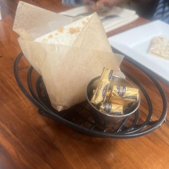 Shekarchi Bar & Grill - Persian/Iranian Near Me - Los Angeles, California Shekarchi Bar & Grill - Persian/Iranian Near Me - Los Angeles, California