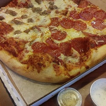 Cybelle's Pizza - 14' pizza (half pepperoni and half sausage) comes with 6 pretty decent size slices - Pizza Near Me - Oakland, California