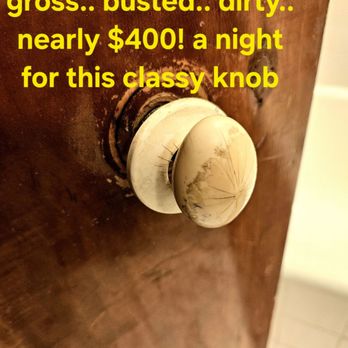 The Queen Mary - Yes that's the doorknob inside pur restroom!?!?! - Hotels Near Me - Long Beach, California The Queen Mary - Yes that's the doorknob inside pur restroom!?!?! - Hotels Near Me - Long Beach, California