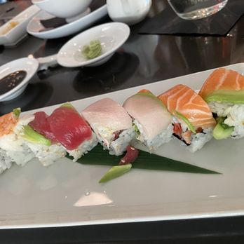 The Red Fish - Rainbow roll - Sushi Bars Near Me - West Hollywood, California The Red Fish - Rainbow roll - Sushi Bars Near Me - West Hollywood, California