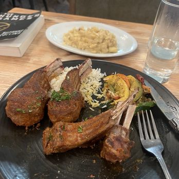Lola's - Rack of Lamb + mashed potatoes - Spanish Near Me - New Orleans, Louisiana Lola's - Rack of Lamb + mashed potatoes - Spanish Near Me - New Orleans, Louisiana
