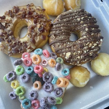 Marietta Donuts 2 - Donuts Near Me - Kennesaw, Georgia Marietta Donuts 2 - Donuts Near Me - Kennesaw, Georgia