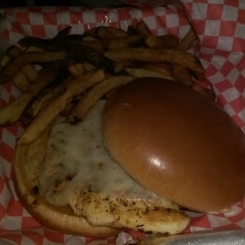 Martha's Dandee Creme - Chicken sandwich - Ice Cream & Frozen Yogurt Near Me - Queensbury, New York