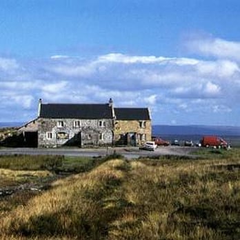 Tan Hill Inn - Pubs Near Me - Tan Hill, NYK Tan Hill Inn - Pubs Near Me - Tan Hill, NYK