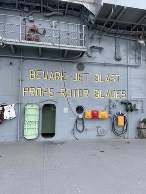 USS Hornet - Sea, Air and Space Museum by null