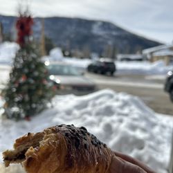 Jump Start - The chocolate hazelnut croissant