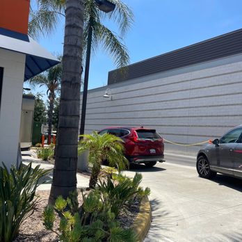 Fast5Xpress Car Wash - Driving Through - Car Wash Near Me - Pasadena, California Fast5Xpress Car Wash - Driving Through - Car Wash Near Me - Pasadena, California