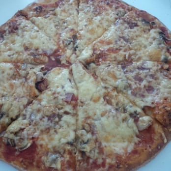 La Pizzatière - Royale (fromage, tomate, jambon, champignon), format "grande", 10€ - Pizza Near Me - Colomiers, 31