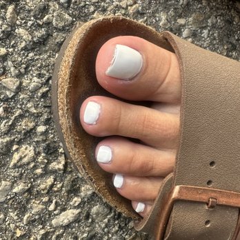 Olivia's Nail Pedispa - Nail Salons Near Me - Simi Valley, California
