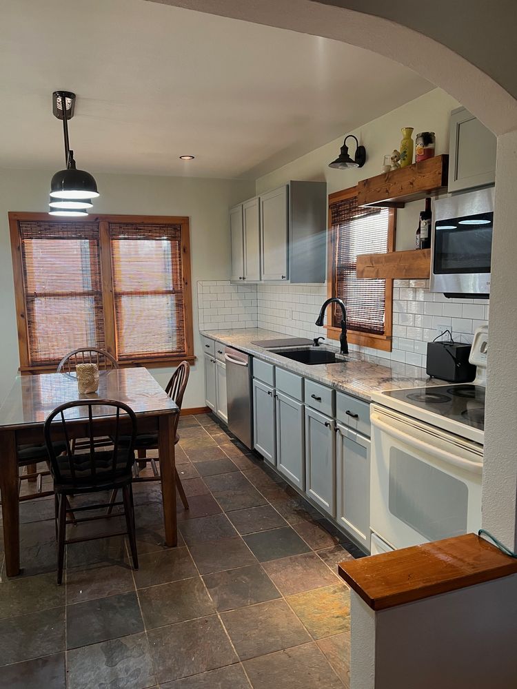 GEMINI12 812 Fremont St, Fremont, Wisconsin Vacation Rentals